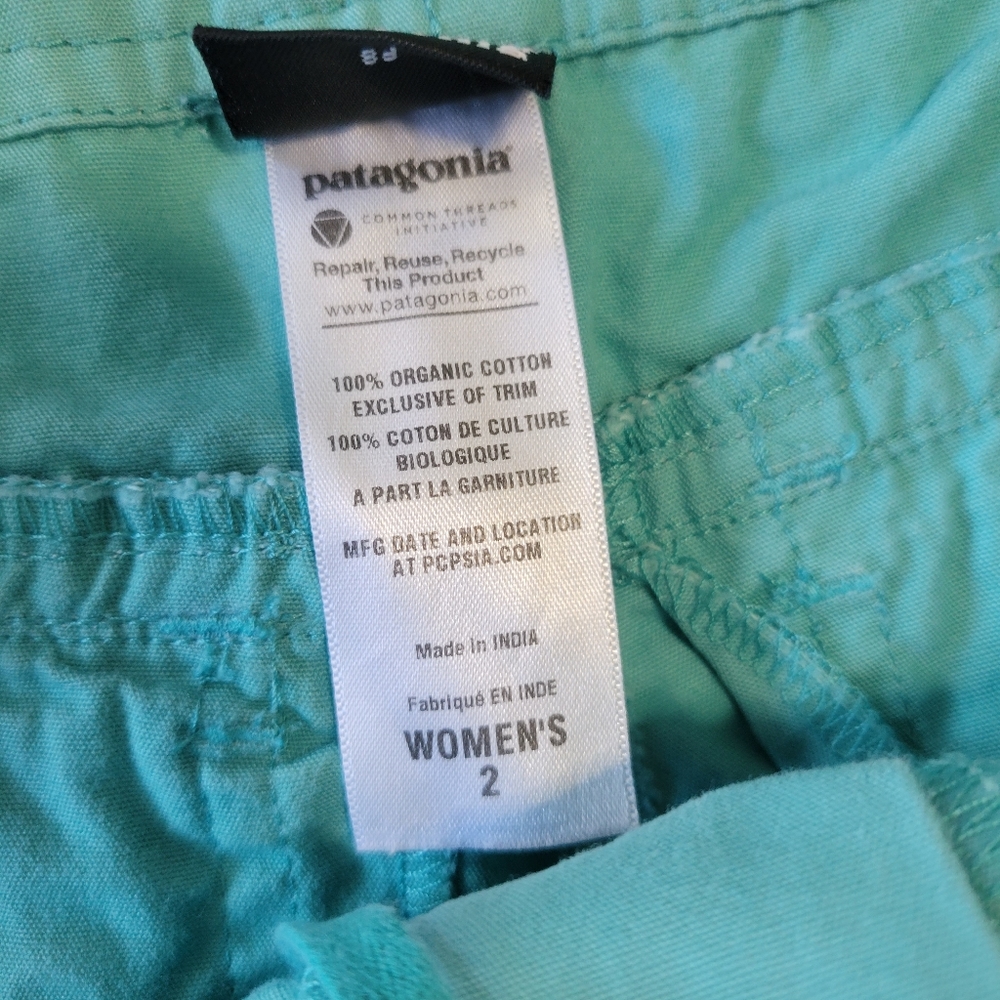 Patagonia Womens Aqua Green Shorts 2 EUC - Picture 6 of 9